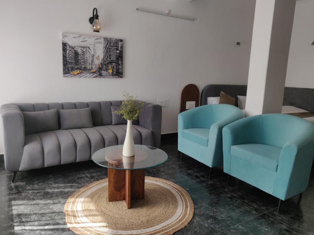 The Periwinkle Homestay Bhīm Tāl Esterno foto