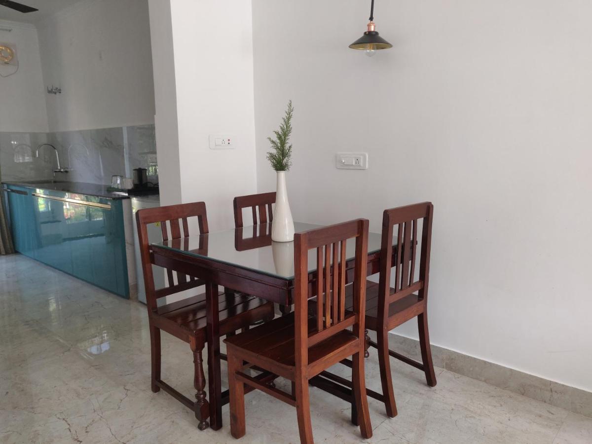 The Periwinkle Homestay Bhīm Tāl Esterno foto