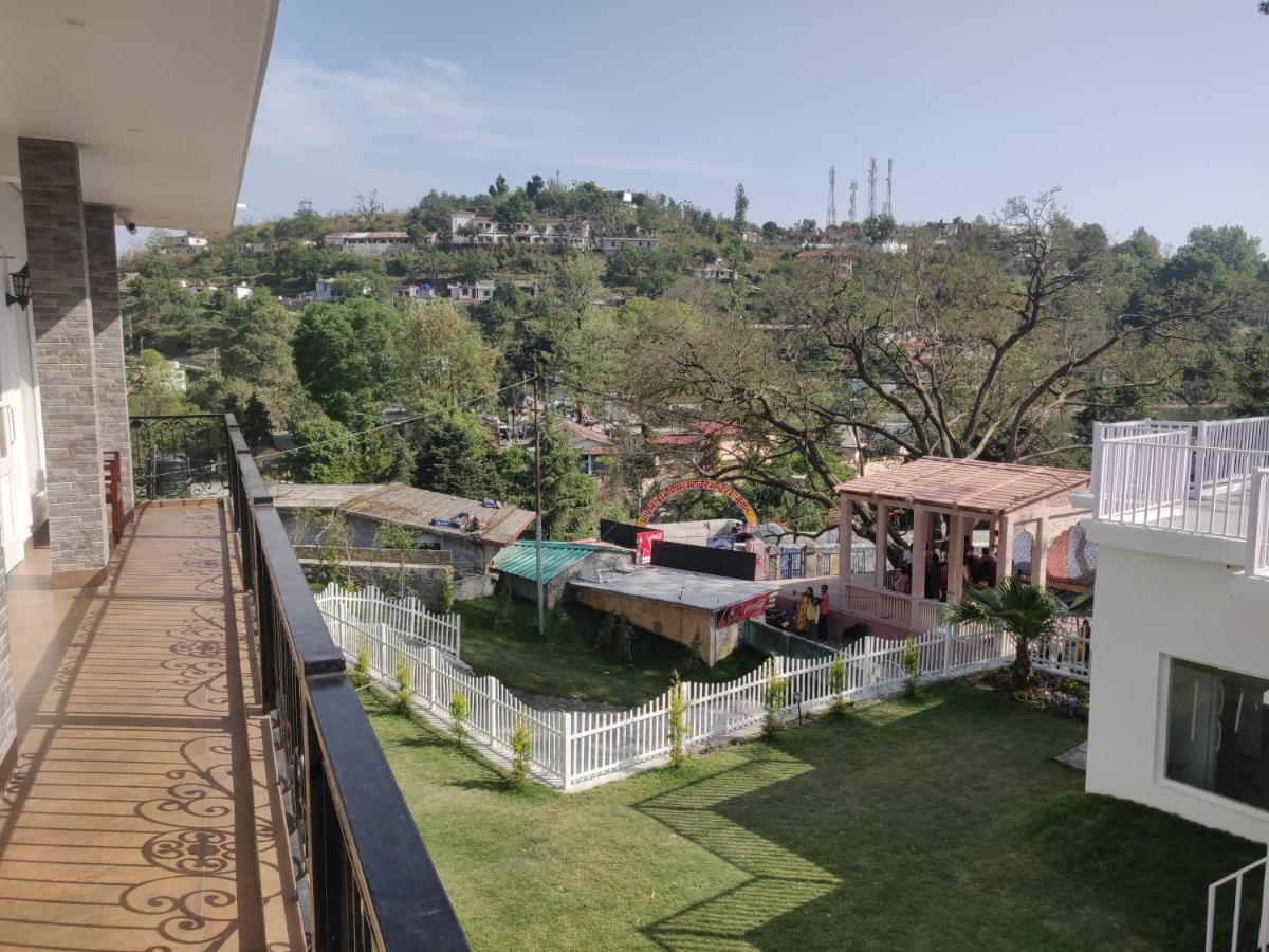The Periwinkle Homestay Bhīm Tāl Esterno foto
