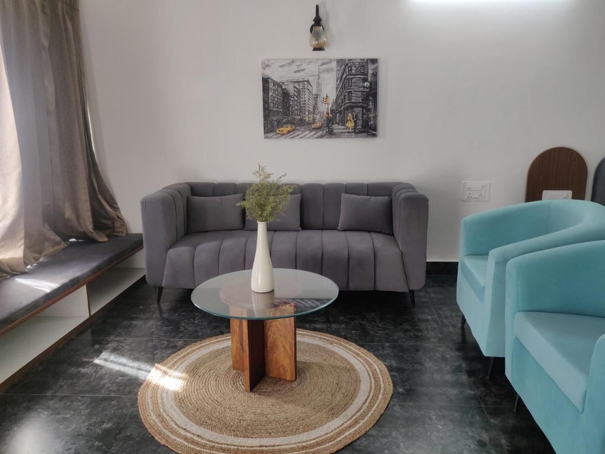 The Periwinkle Homestay Bhīm Tāl Esterno foto