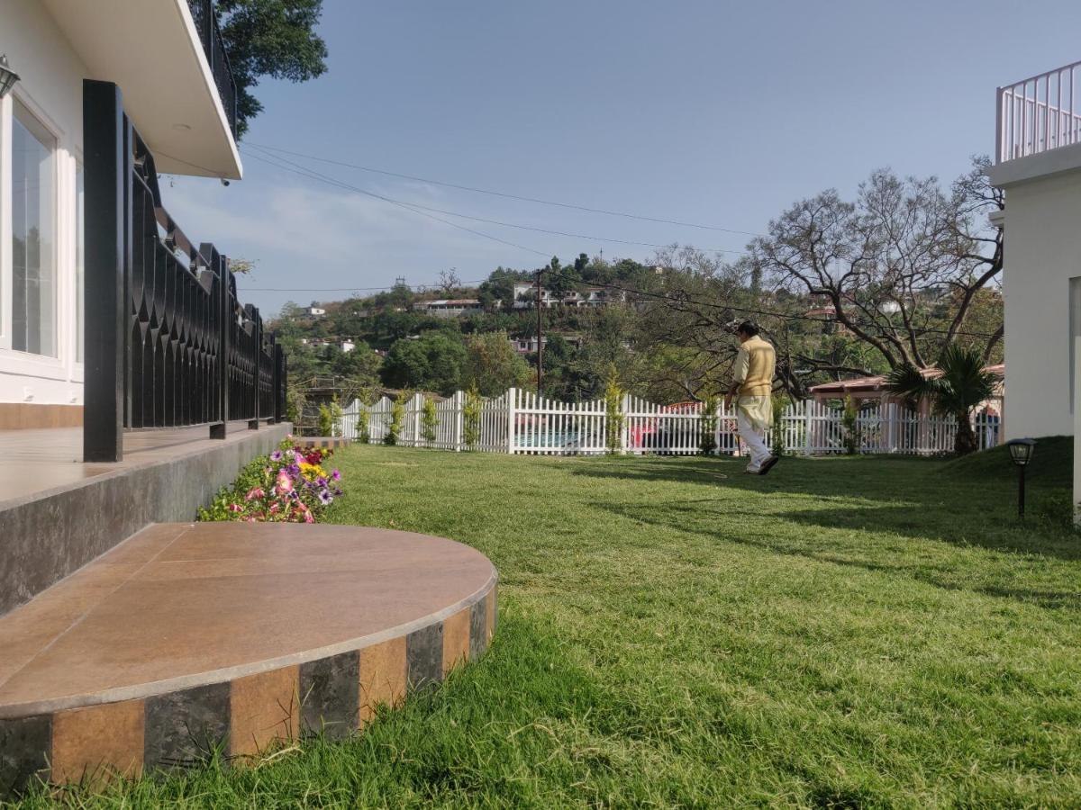 The Periwinkle Homestay Bhīm Tāl Esterno foto
