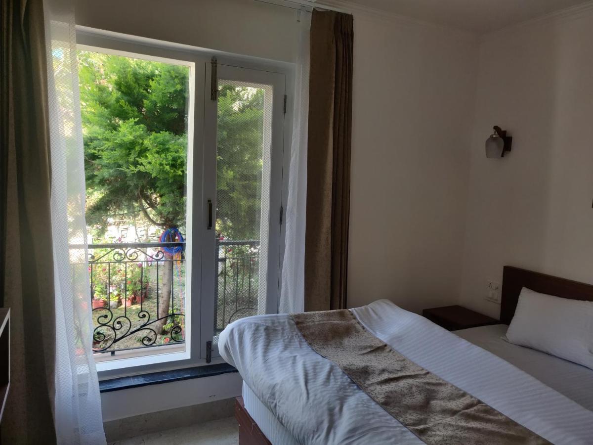The Periwinkle Homestay Bhīm Tāl Esterno foto